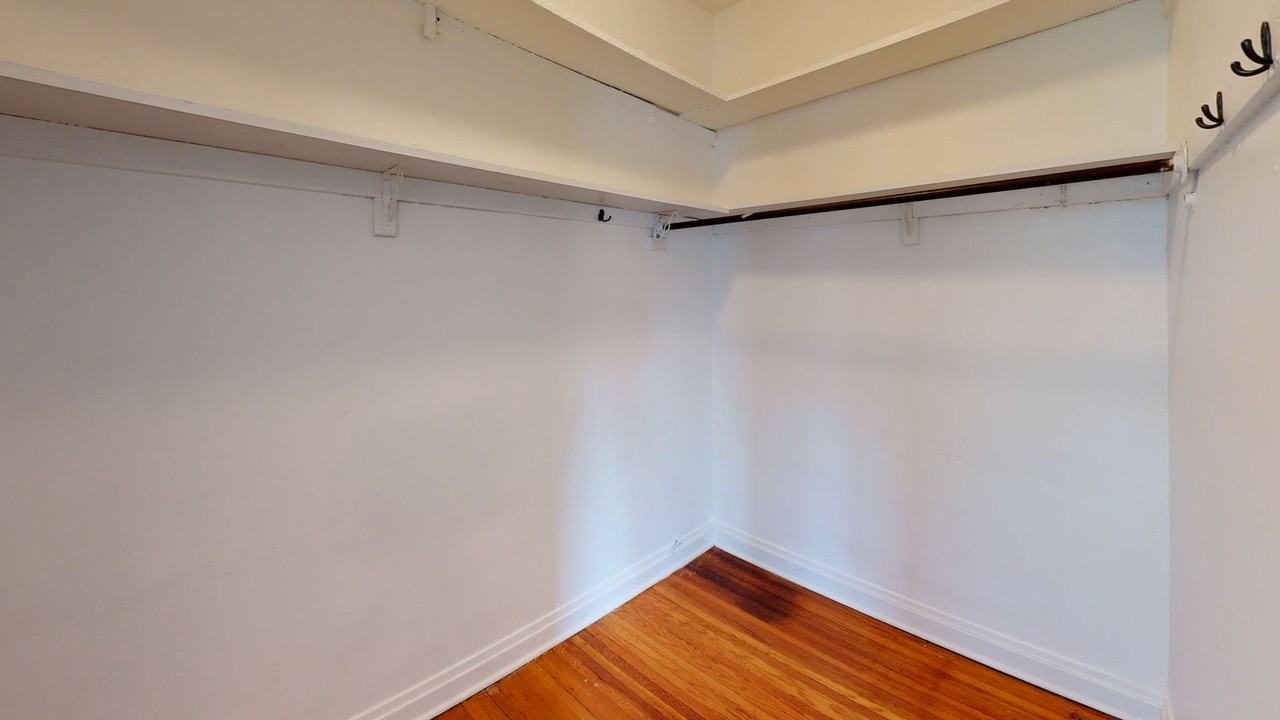 LorWest Flats - Photo 7 of 15