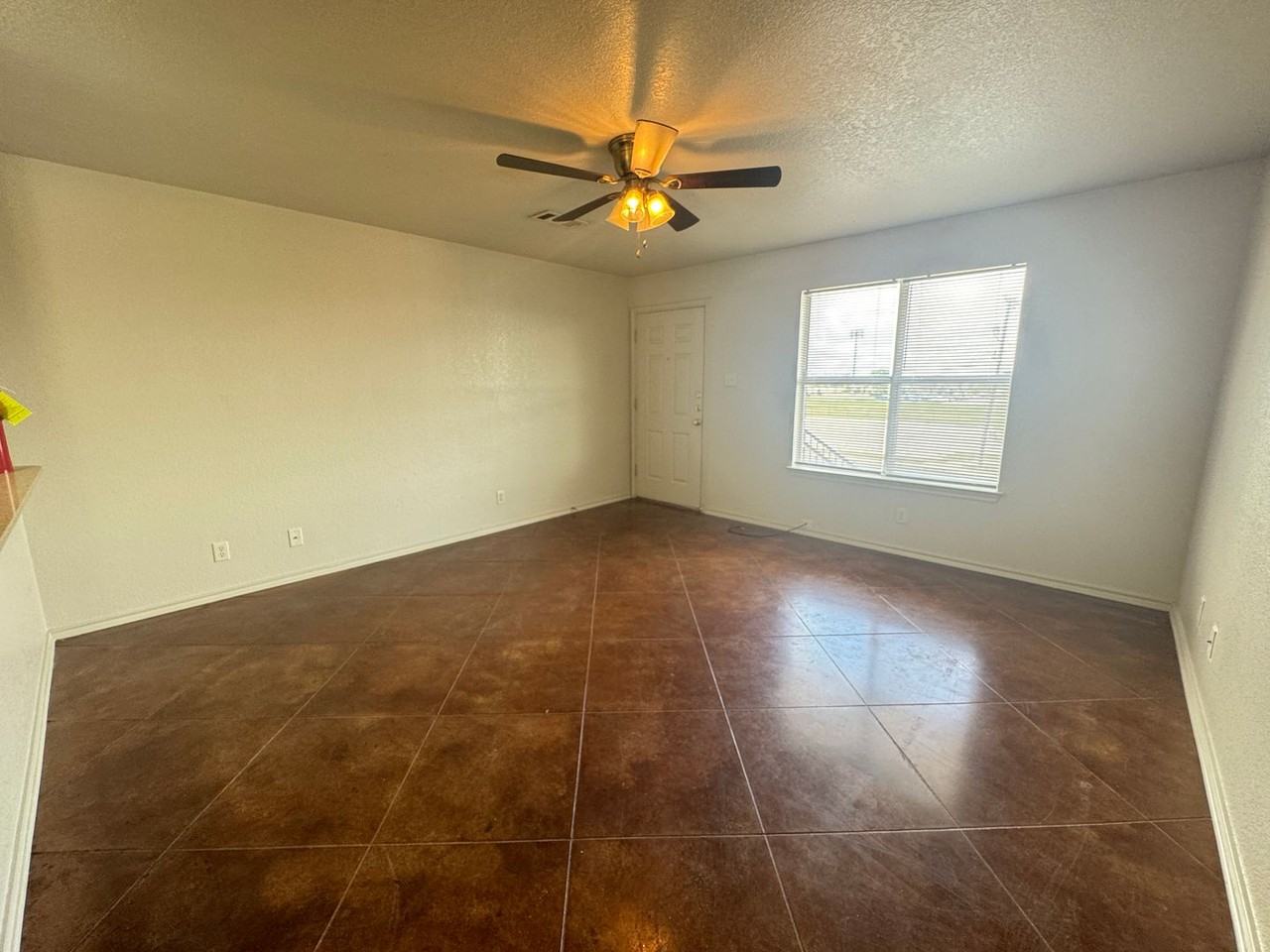 411 E Central TX Expwy - Photo 4 of 22