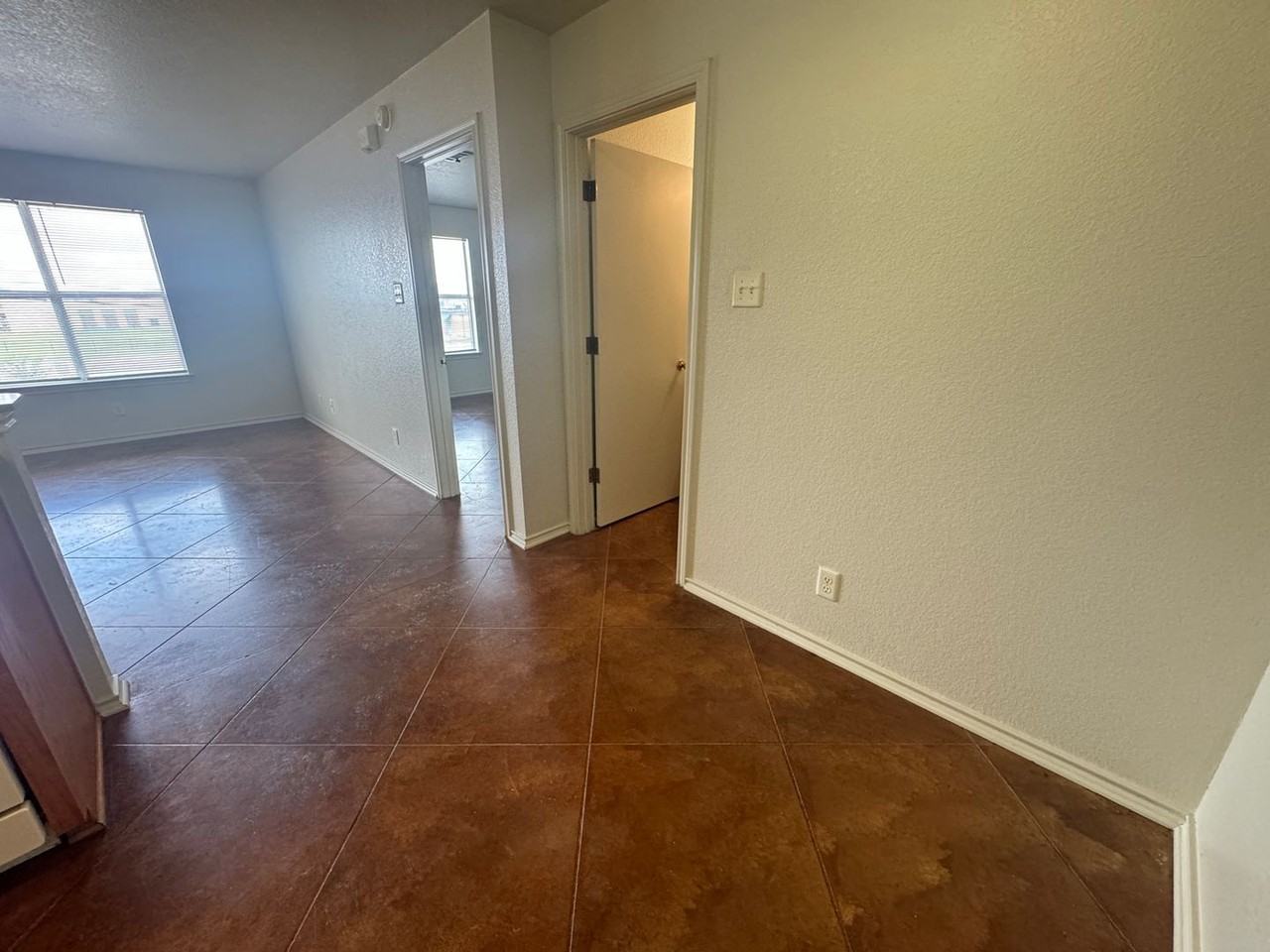 411 E Central TX Expwy - Photo 5 of 22