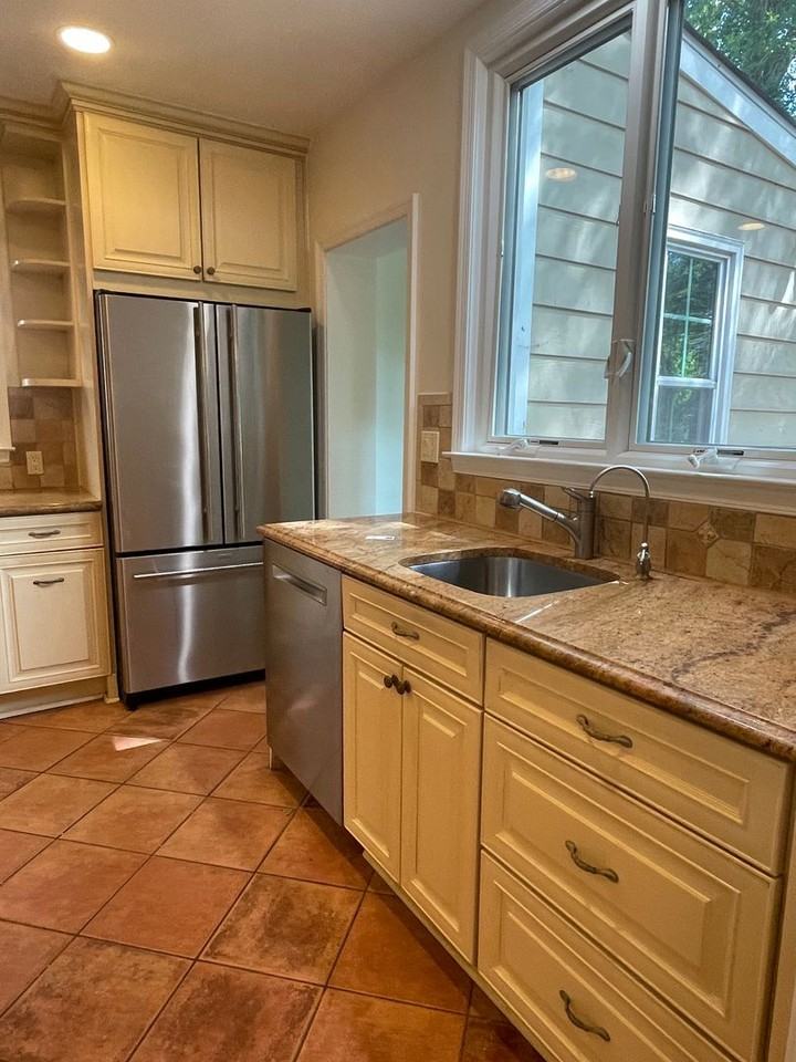 6105 29th St Nw ##Nw - Photo 4 of 32