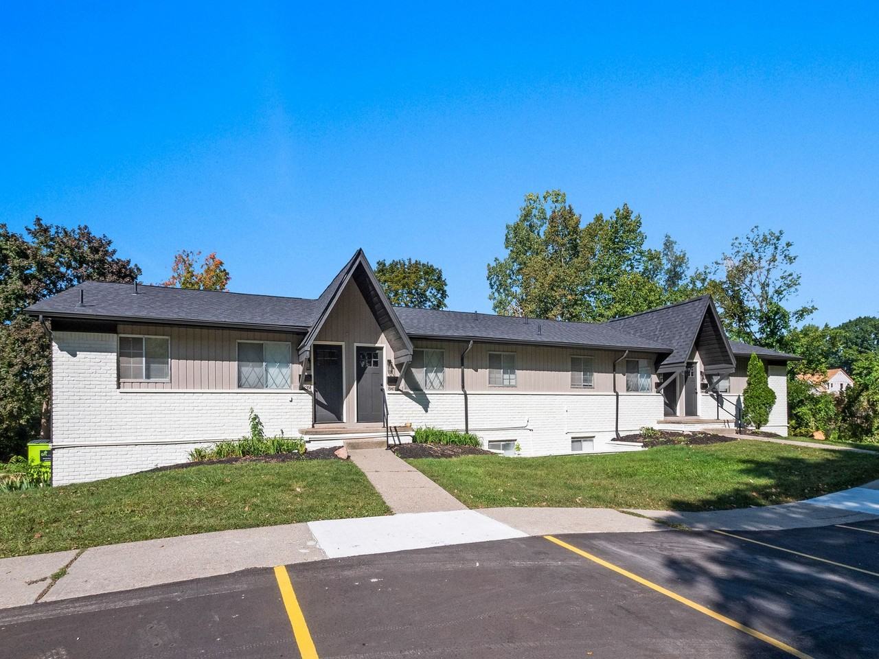 Milford Village Flats - Photo 4 of 13