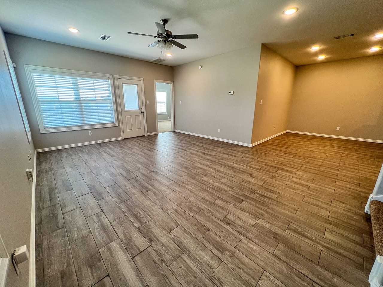 6705 Maribette Rd - Photo 3 of 20