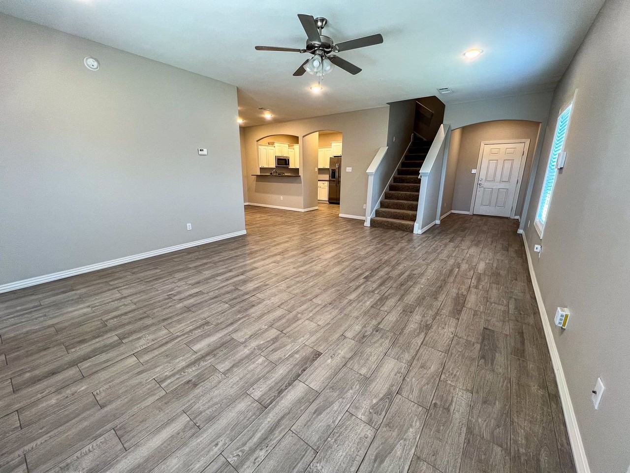 6705 Maribette Rd - Photo 4 of 20