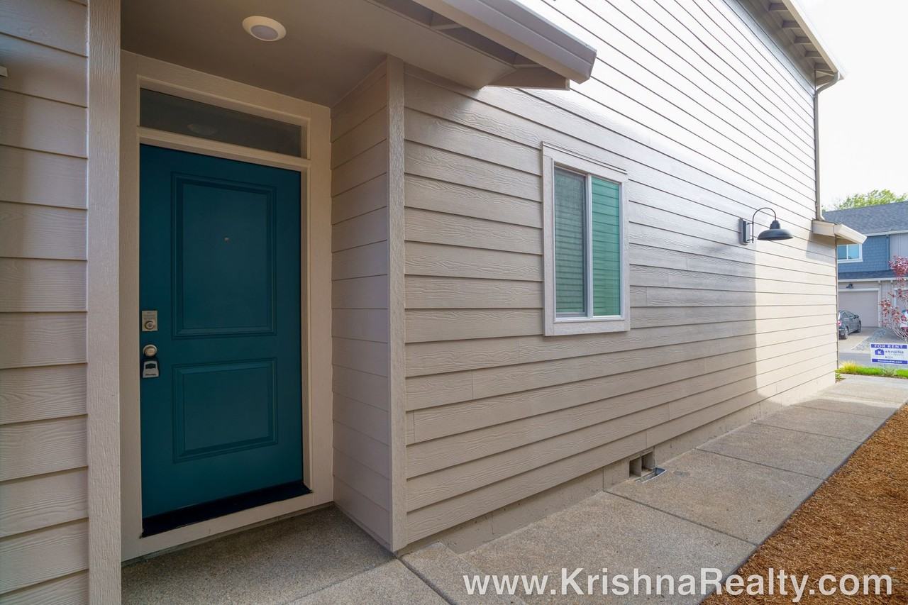 10226 Ne 79th Ct - Photo 3 of 22