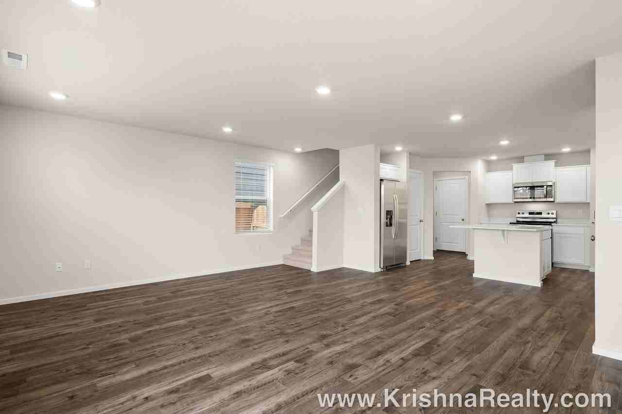 10226 Ne 79th Ct - Photo 5 of 22