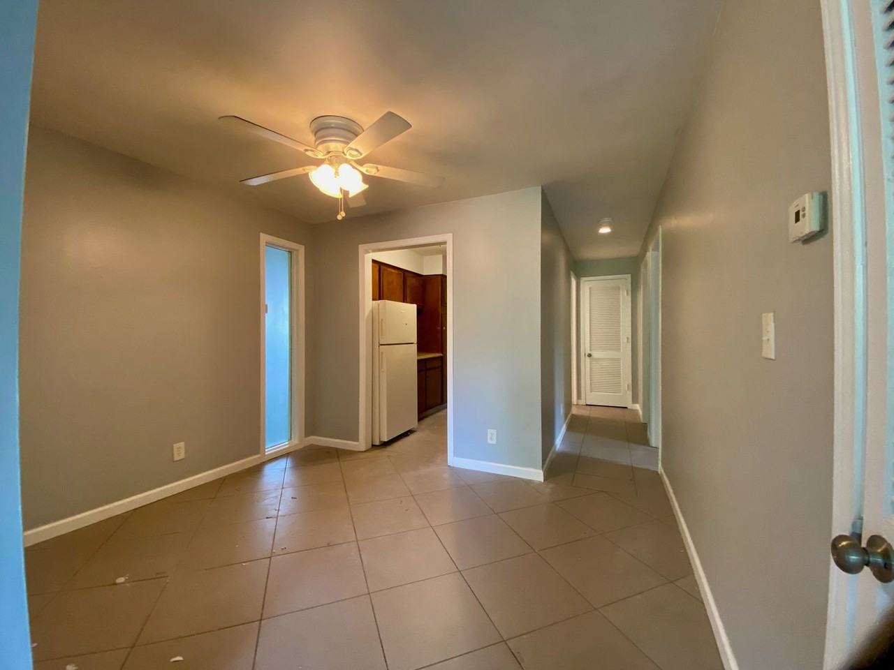 Seville Apartments - Photo 6 of 27