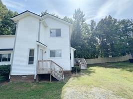 featured image of 2416 Moran St