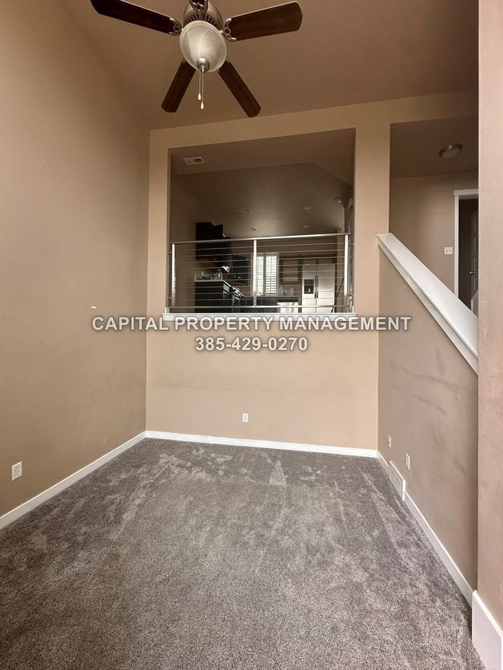 4578 W South Jordan Pkwy - Photo 3 of 18