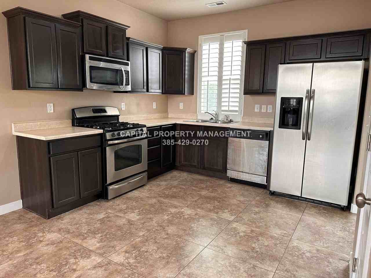 4578 W South Jordan Pkwy - Photo 5 of 18