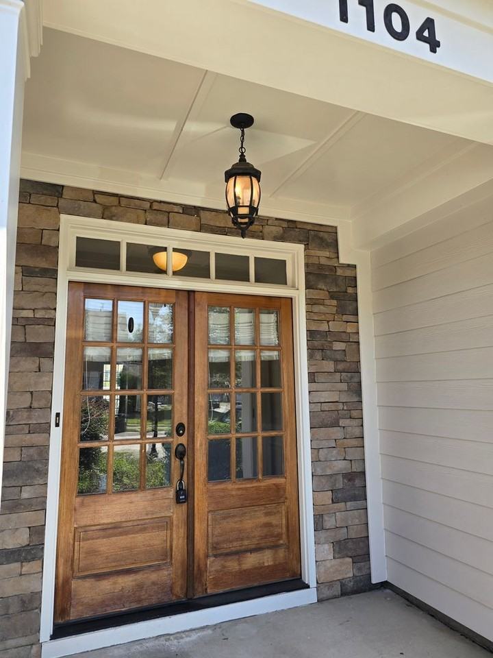 1104 Checkerberry Dr - Photo 2 of 23