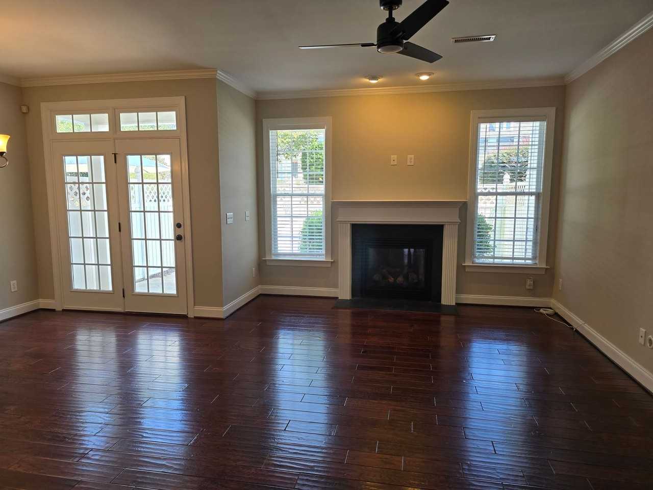 1104 Checkerberry Dr - Photo 4 of 23