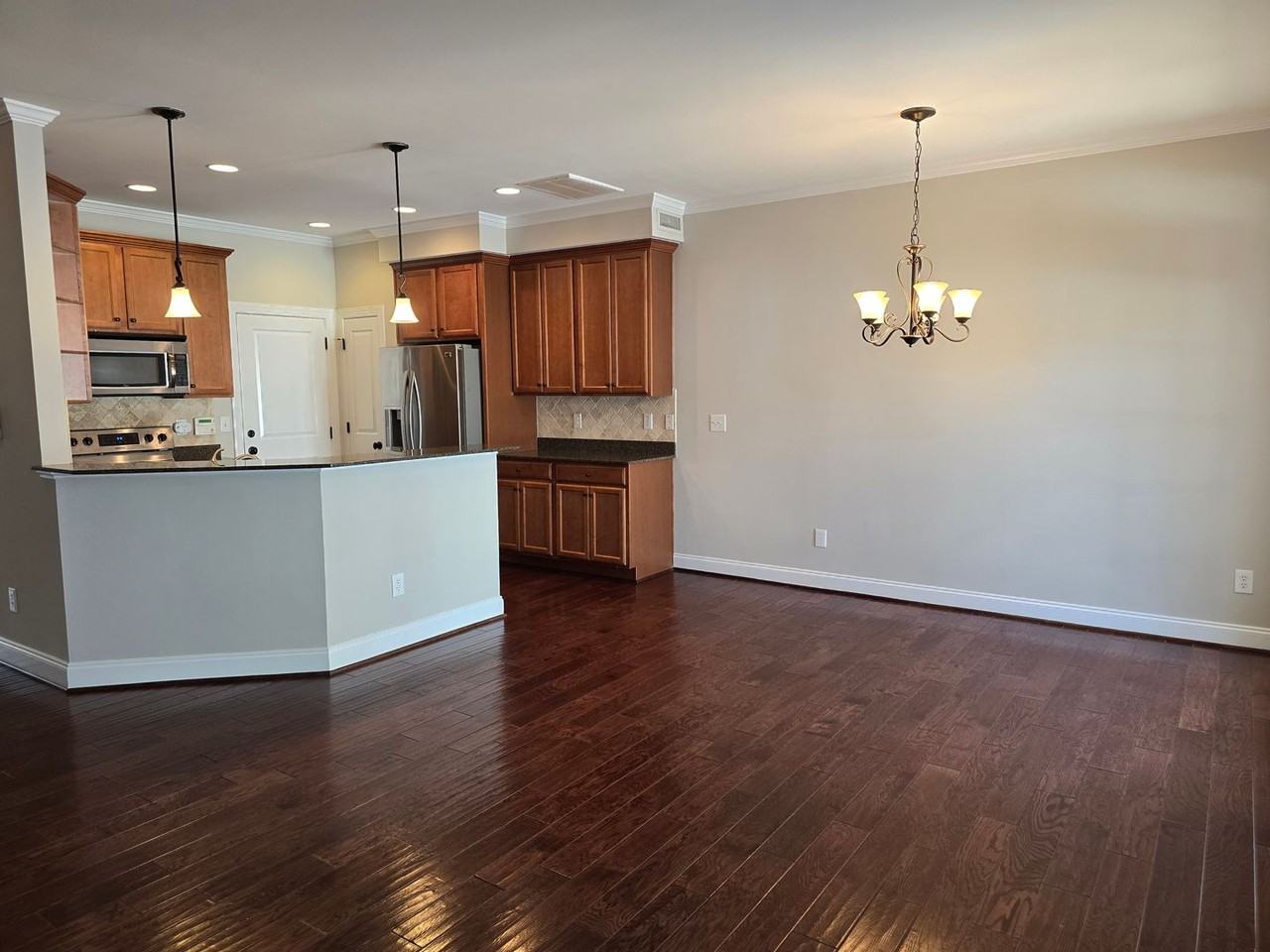 1104 Checkerberry Dr - Photo 5 of 23