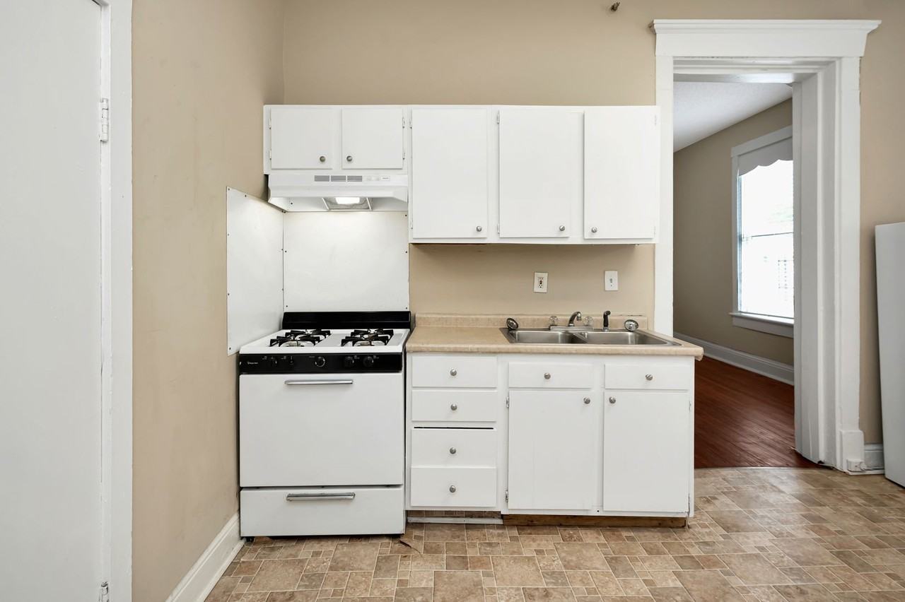 The Fitzgerald in Five Points - Photo 2 of 25