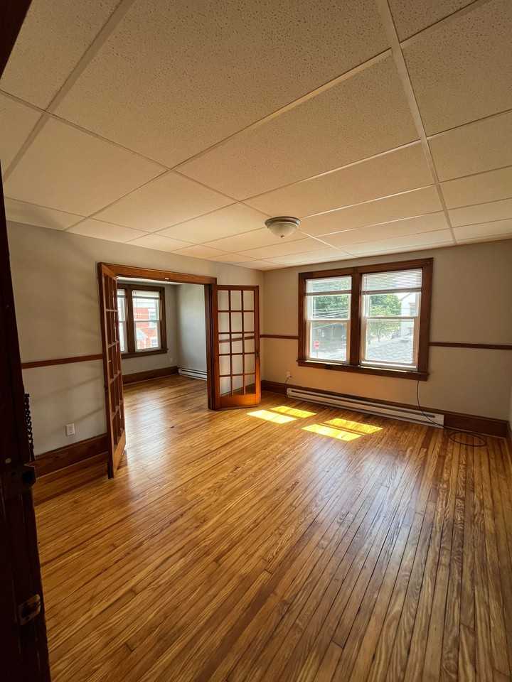 151-157 Race St. Sunbury - Photo 2 of 14