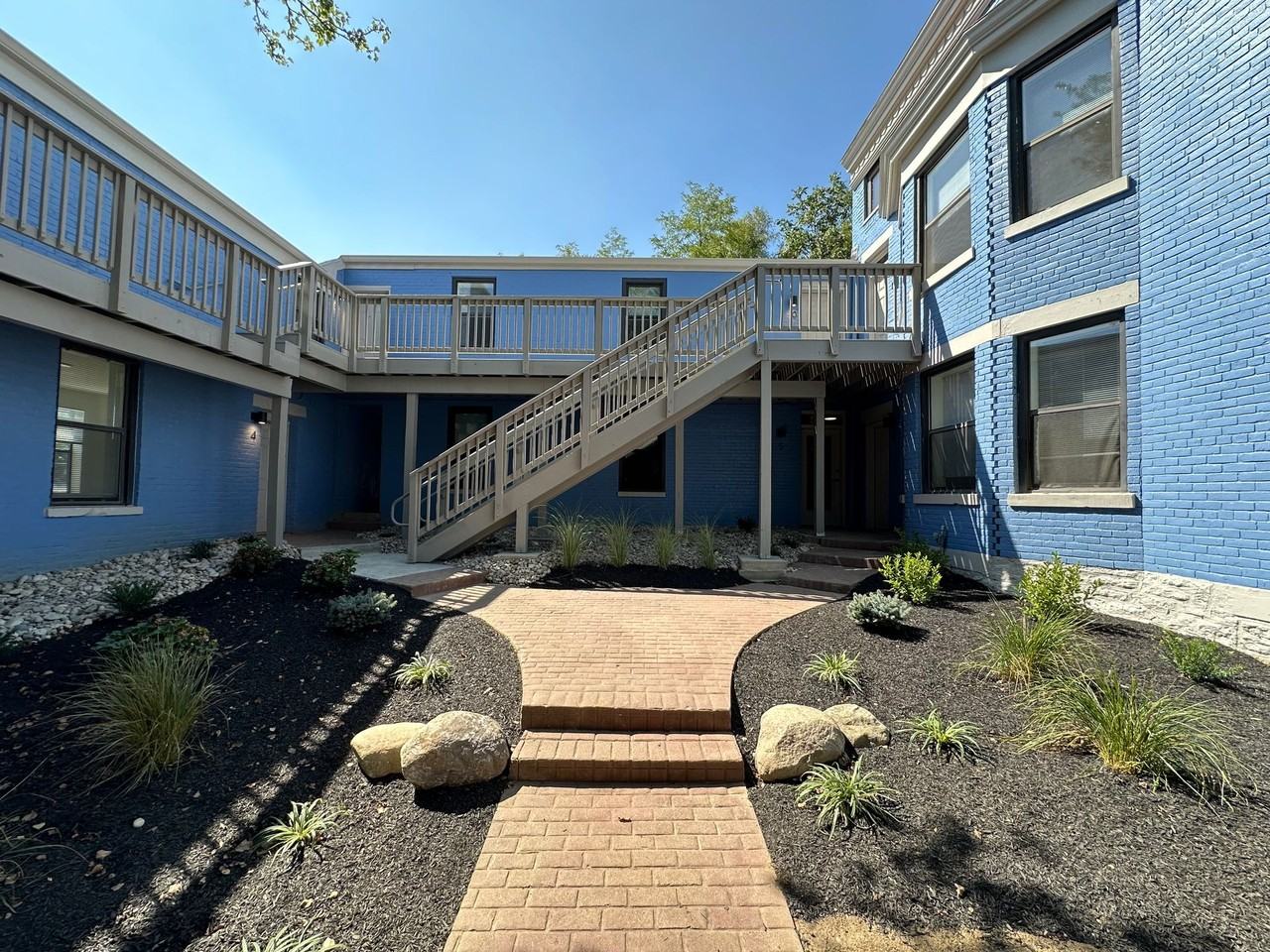 1777 Sycamore St -NEW - Photo 4 of 8