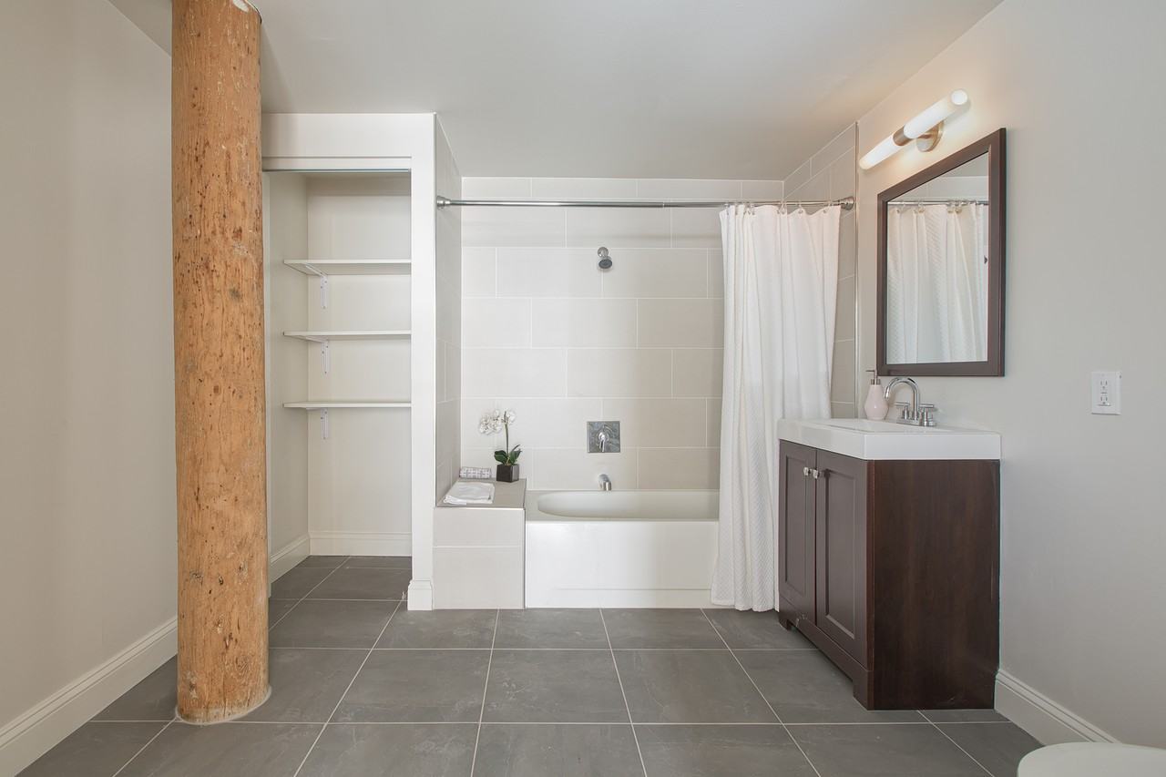 SilverBrick Lofts - Photo 6 of 8