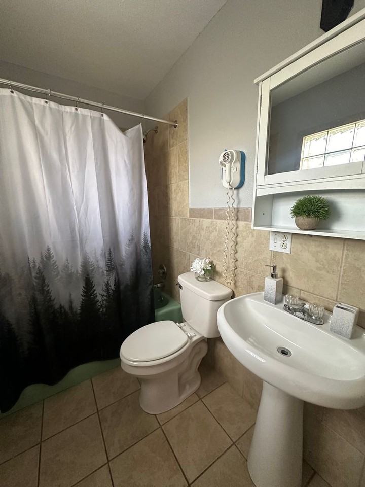 2824 North Avenue - Photo 5 of 6