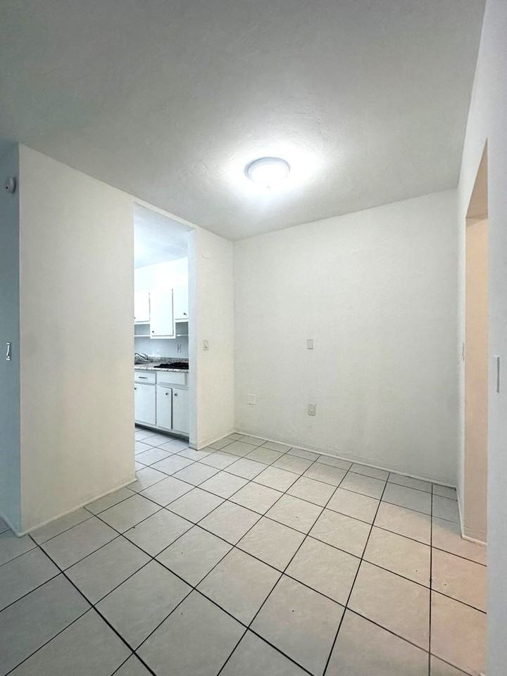 7291 Gary Ave - Photo 6 of 20