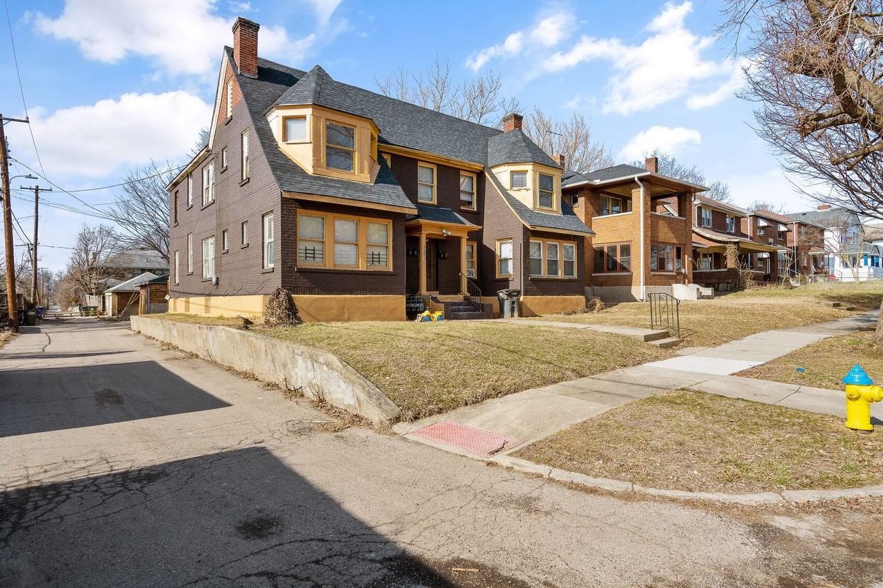 603 Rockford Ave - Photo 2 of 30