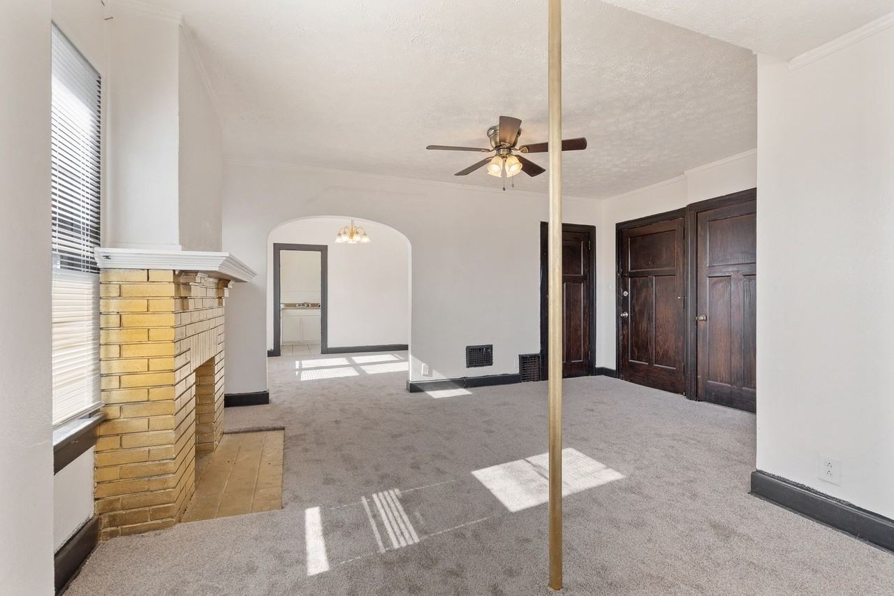 603 Rockford Ave - Photo 5 of 30