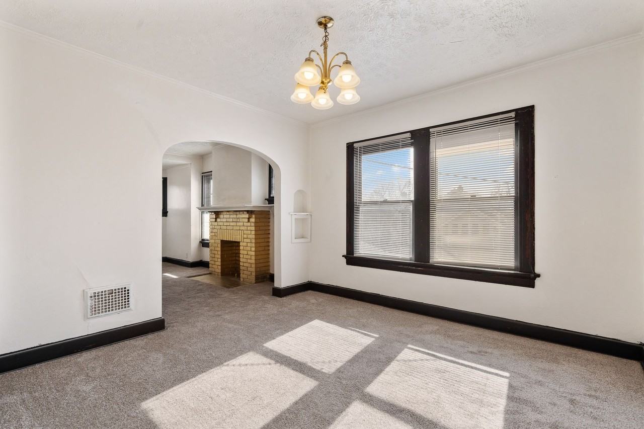 603 Rockford Ave - Photo 7 of 30