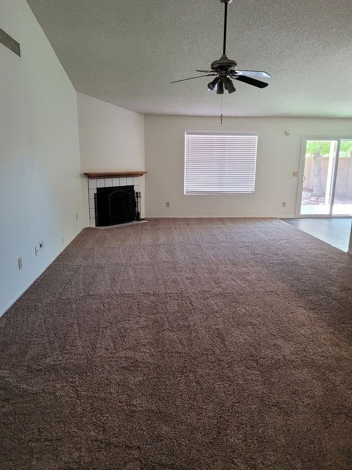 4531 East Ashurst Drive - Photo 2 of 10