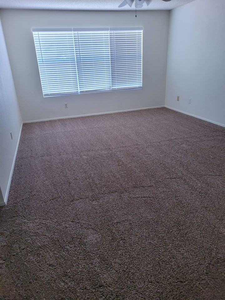 4531 East Ashurst Drive - Photo 4 of 10