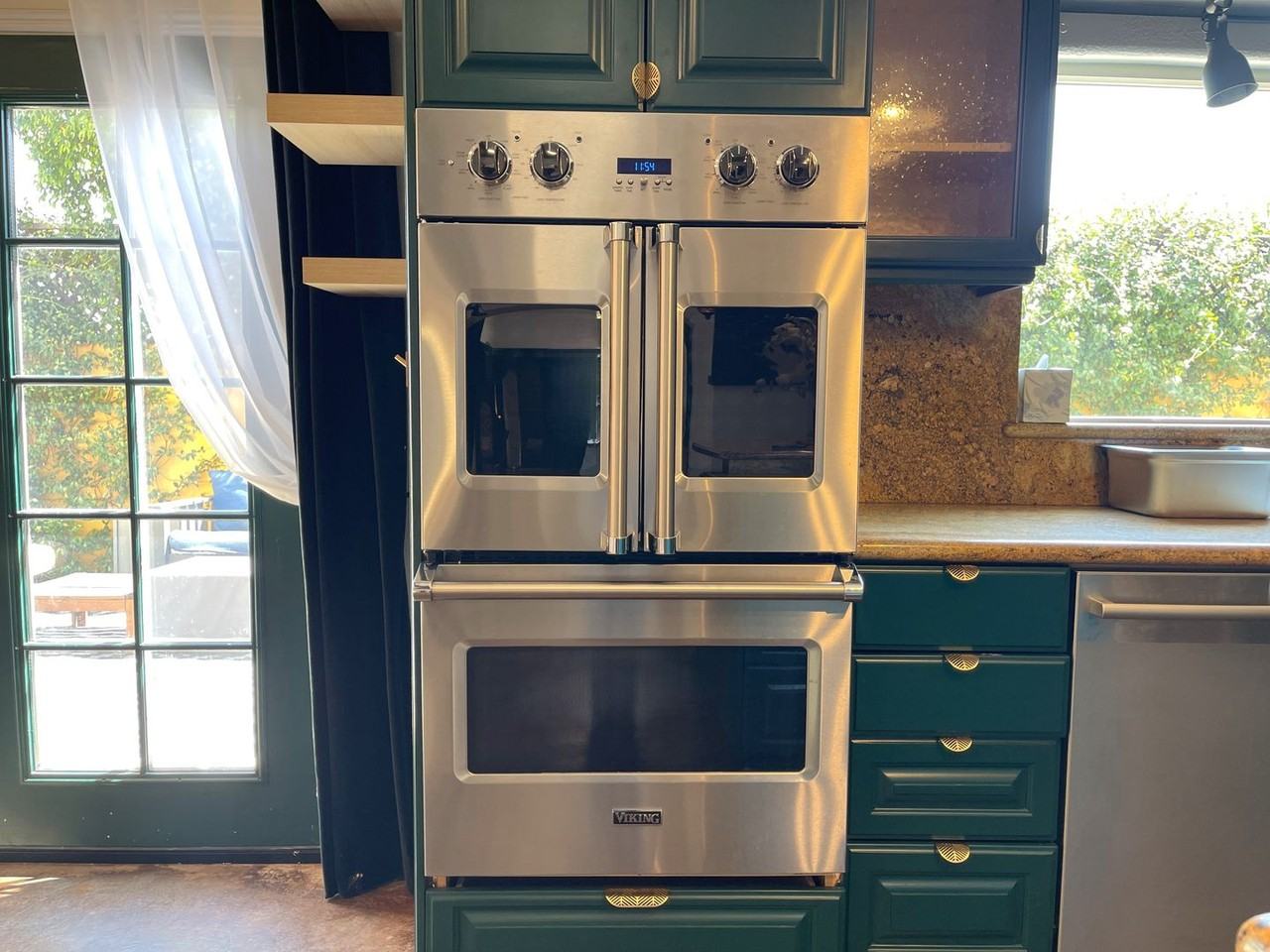 7326 Vanalden Ave - Photo 5 of 45