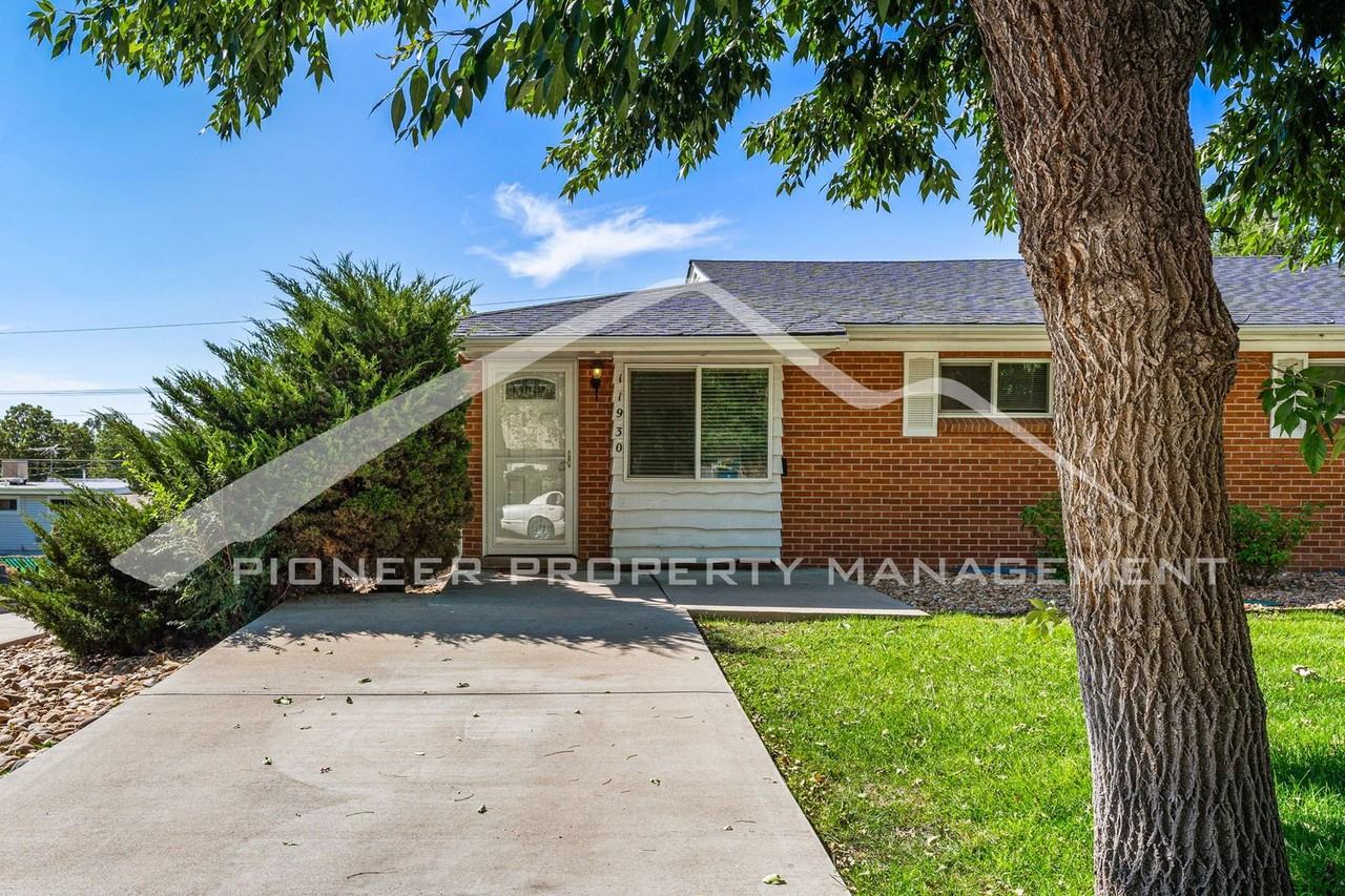 11930 W Independence Ave