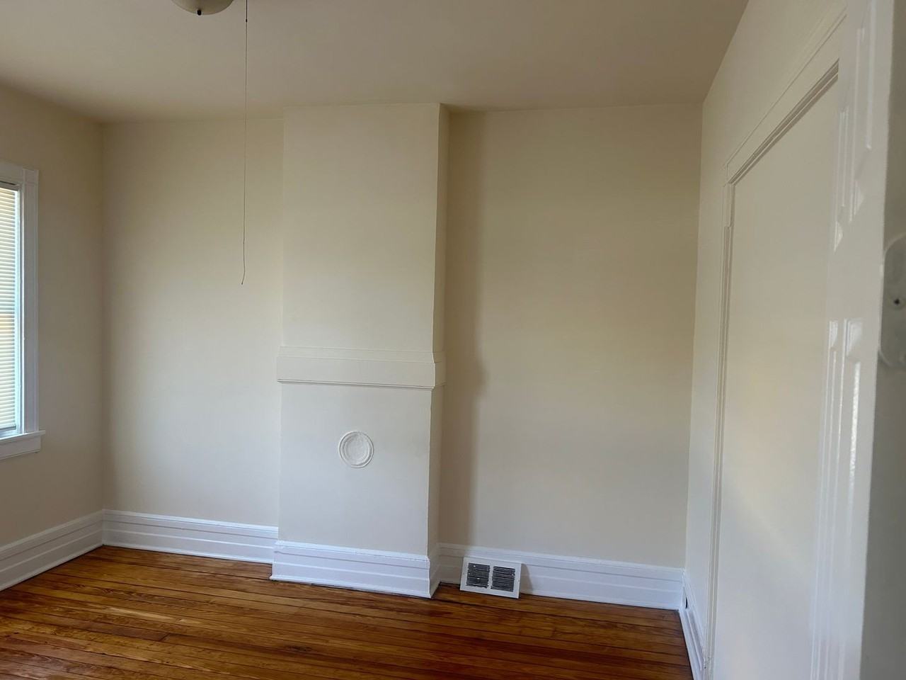 Bond St. 280-282 - Photo 3 of 8