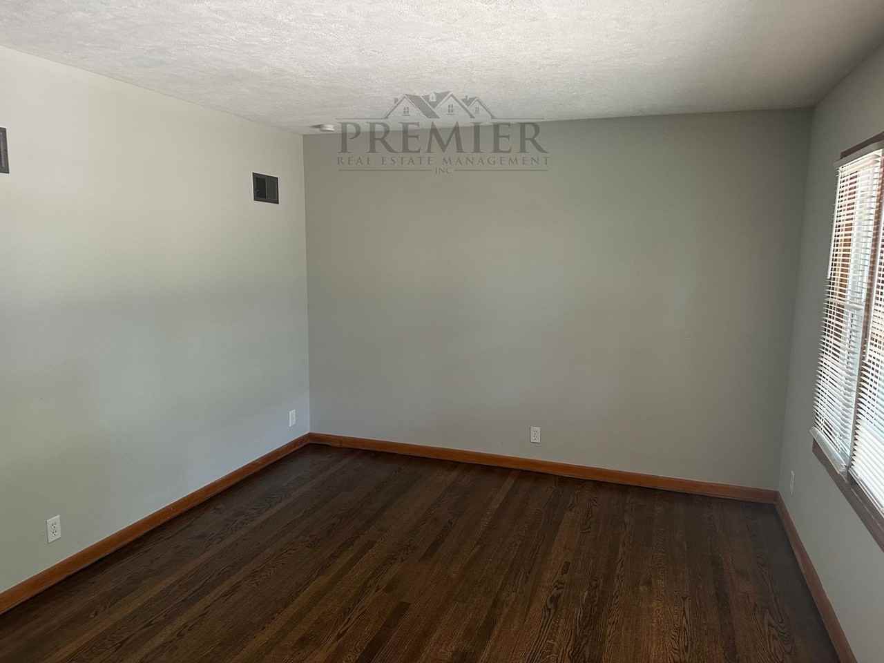 3610 Ashland Ridge Rd - Photo 2 of 17