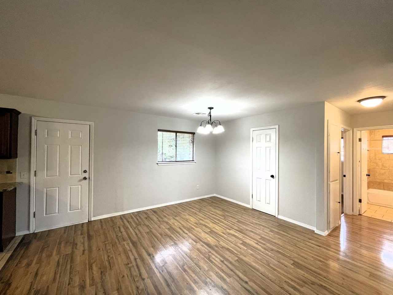 7400 South Drexel Place - Photo 7 of 20