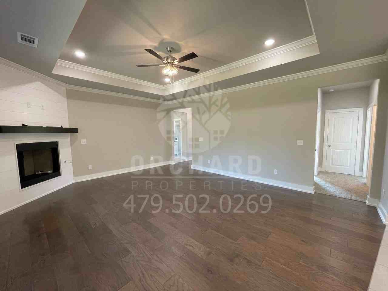 18 Olmsted Cir - Photo 6 of 22