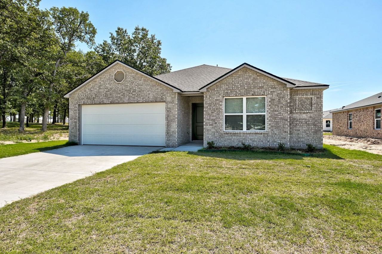 504 Old Hickory Ln - Photo 3 of 43