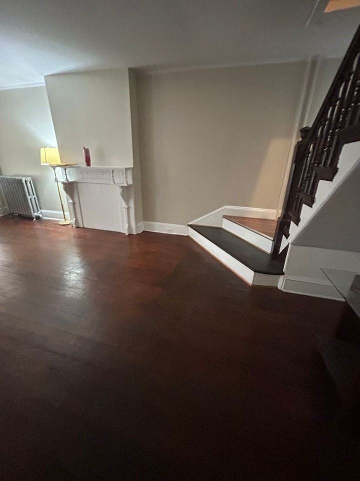 1815 W 2nd St - Photo 2 of 11