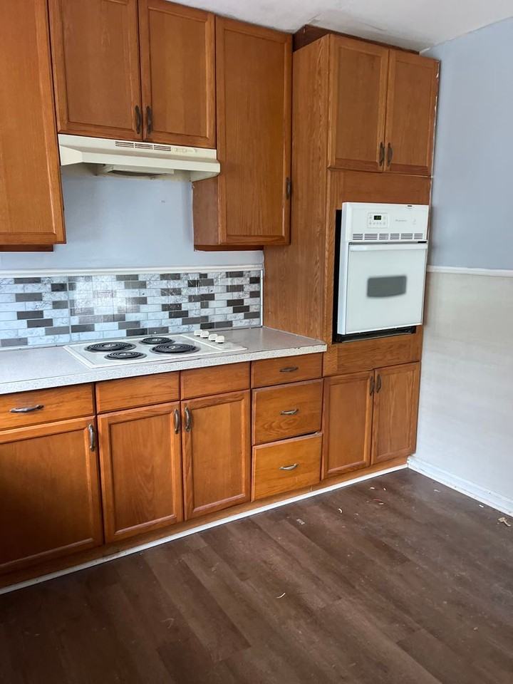 810 Marvin Ave - Photo 3 of 9