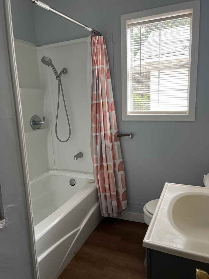 810 Marvin Ave - Photo 7 of 9