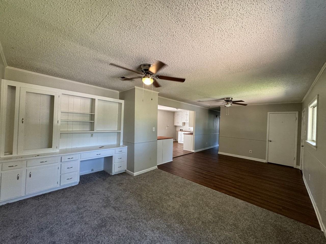 1300 Meadowview Drive - Photo 3 of 11