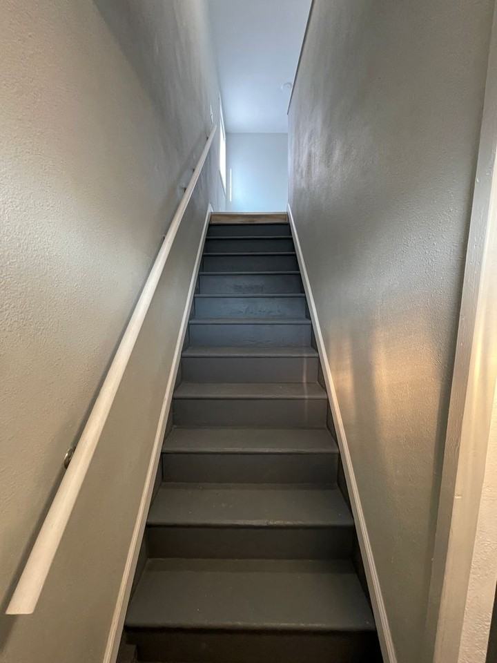 1731 N Cambrian Ave - Photo 4 of 34