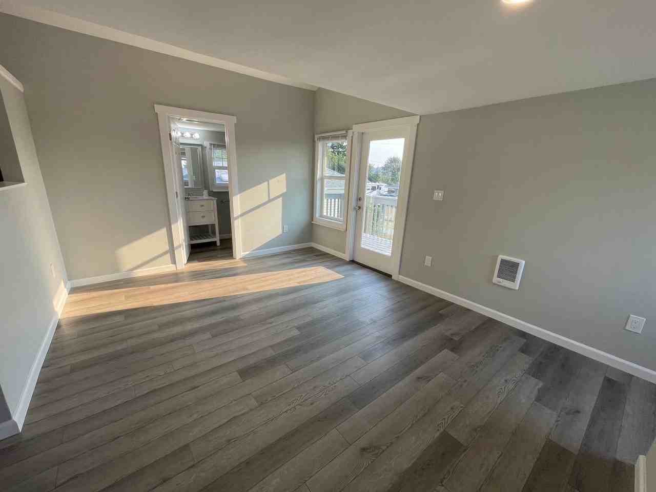 1731 N Cambrian Ave - Photo 6 of 34