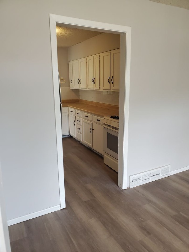 1229 Se 21st St #B - Photo 4 of 18