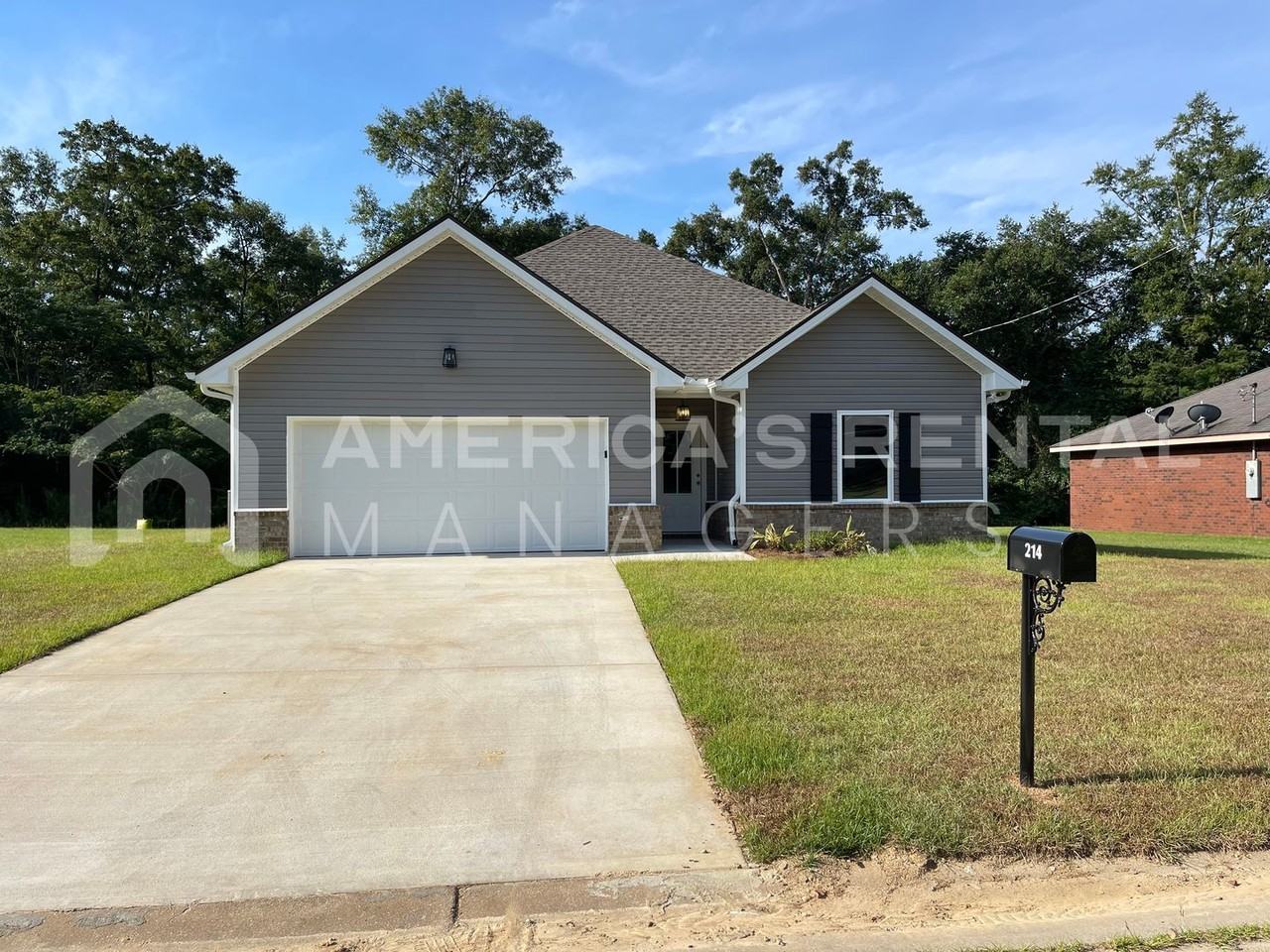 214 Cobb Ct - Photo 2 of 18