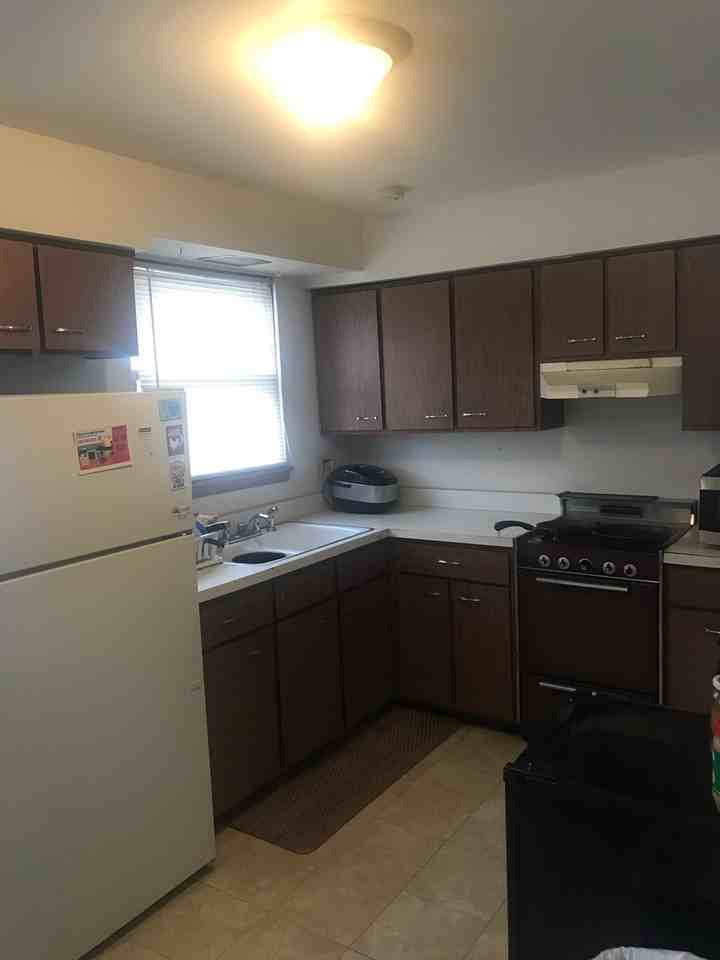 7950 Ogden Ave - Photo 2 of 7