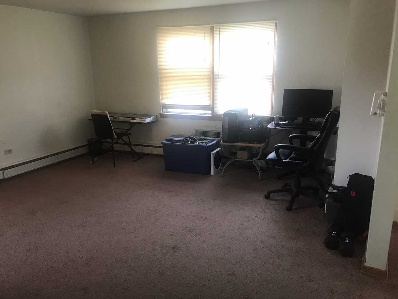 7950 Ogden Ave - Photo 3 of 7