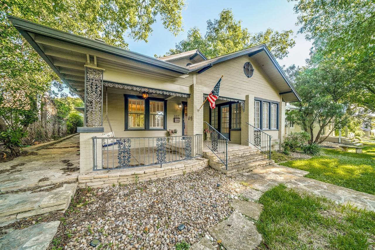 307 Rosemary Ave - Photo 3 of 26