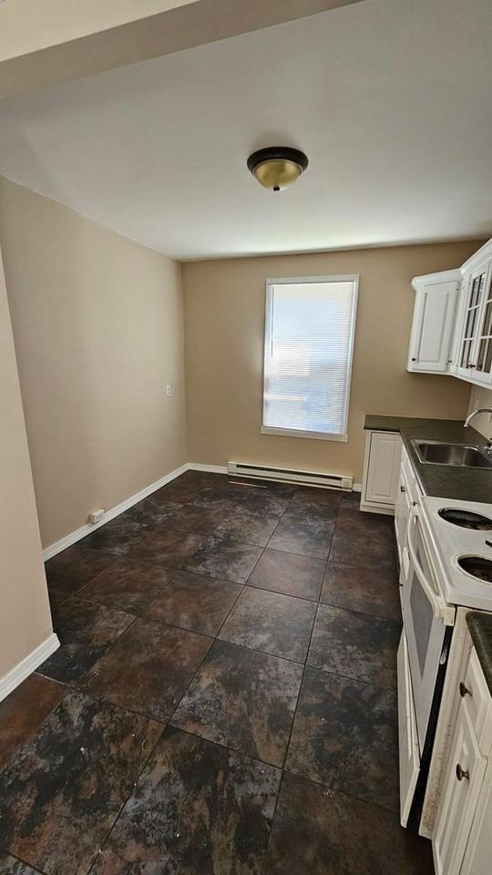 538 Guilford Avenue - Photo 3 of 15