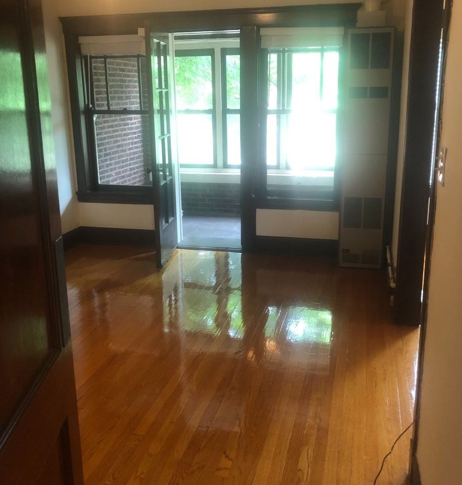 342 - *Waveland Place* - Photo 7 of 10