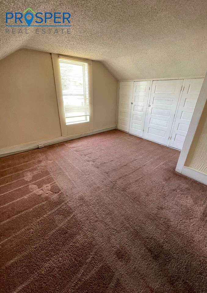 315 9th Ave - Photo 5 of 12