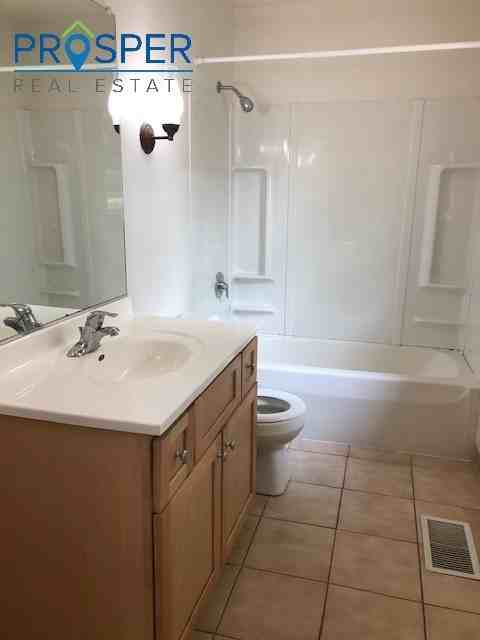 522 Niagara St - Photo 5 of 12