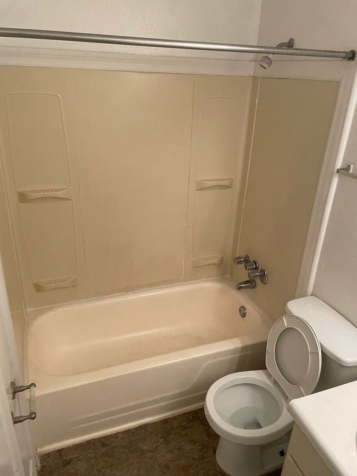 325 Wymore Rd - Photo 7 of 27